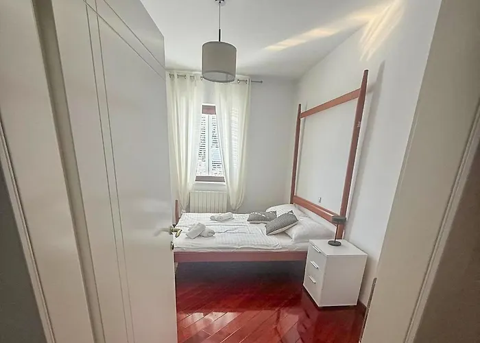 With Pool And Garage 100m From The Sea In Calista Apartment Ičići