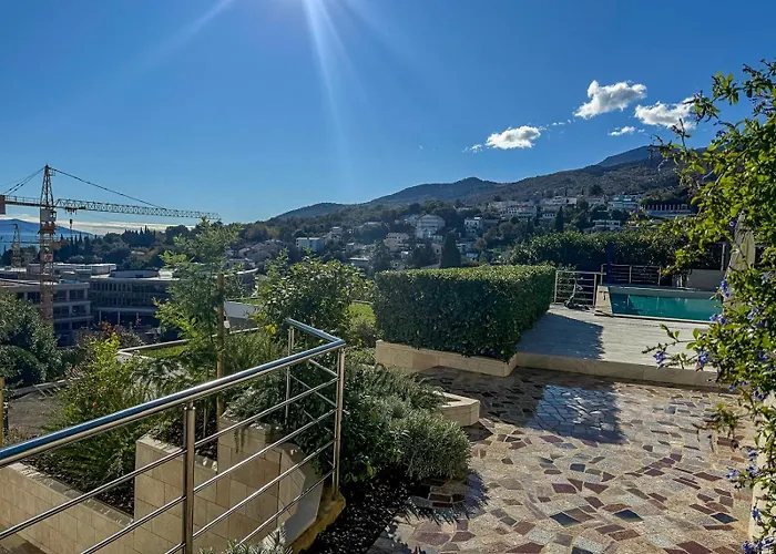 With Pool And Garage 100m From The Sea In Calista * Ičići