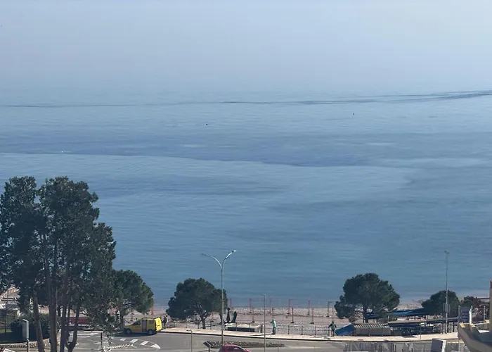 Apartment With Pool And Garage 100m From The Sea In Calista *