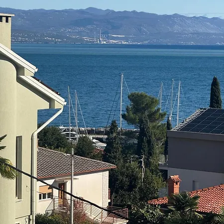 With Pool And Garage 100m From The Sea In Calista Apartmán *