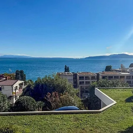 With Pool And Garage 100m From The Sea In Calista Apartmán *