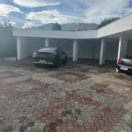 With Pool And Garage 100m From The Sea In Calista Appartamento